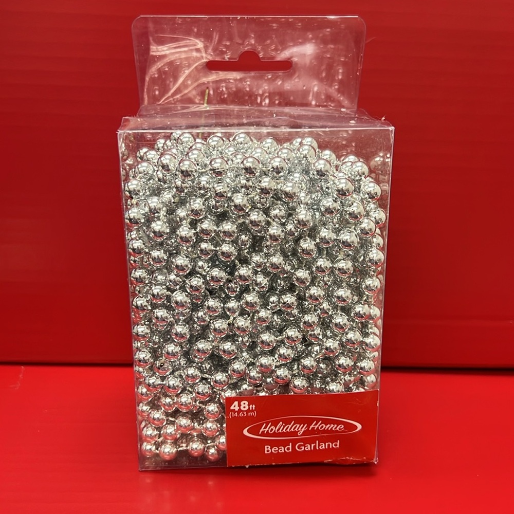 Silver Holiday Garland with Shiny Beads